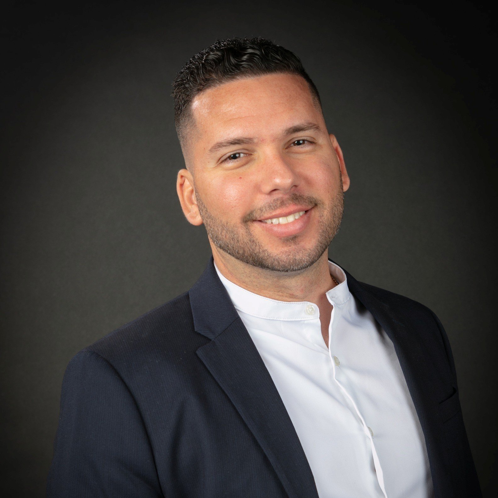 Professional Picture of Kenneth Wolf